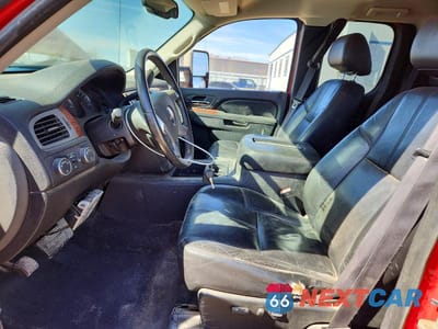 Zdjęcie 7 z 12 samochodu: 2010 GMC SIERRA K1500 SLT VIN:1GTSKWE39AZ144782 - miniatura