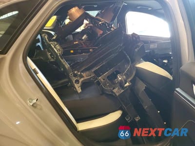 Zdjęcie 10 z 12 samochodu: 2025 KIA K5 GT LINE VIN:KNAG64J71S5355116 - miniatura