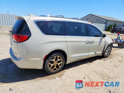 Trzecie zdjęcie samochodu z tyłu: 2017 CHRYSLER PACIFICA LIMITED VIN:2C4RC1GG9HR656741 - miniatura