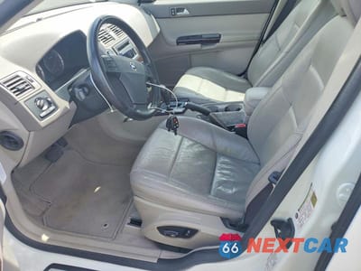 Zdjęcie 7 z 12 samochodu: 2005 VOLVO S40 2.4I VIN:YV1MS390452101810 - miniatura