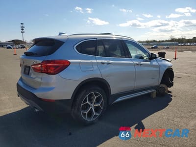 Trzecie zdjęcie samochodu z tyłu: 2018 BMW X1 XDRIVE28I VIN:WBXHT3C3XJ5K32002 - miniatura