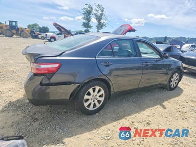 Trzecie zdjęcie samochodu z tyłu: 2007 TOYOTA CAMRY XLE V6 VIN:4T1BK46K57U025459 - miniatura