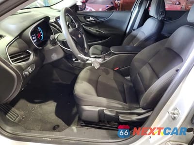 Zdjęcie 7 z 12 samochodu: 2020 CHEVROLET MALIBU LS VIN:1G1ZB5ST5LF138455 - miniatura