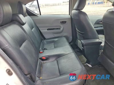 Zdjęcie 10 z 12 samochodu: 2012 TOYOTA PRIUS C THREE VIN:JTDKDTB3XC1519724 - miniatura