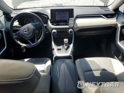 Zdjęcie 8 z 13 samochodu: 2021 TOYOTA RAV4 XLE PREMIUM VIN:2T3C1RFV0MC123303 - miniatura