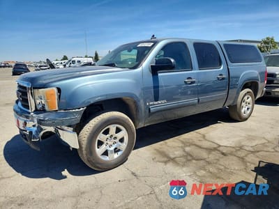 2007 GMC NEW SIERRA C1500 2GTEC13JX71590052 - główne zdjęcie licytacji z USA - miniatura