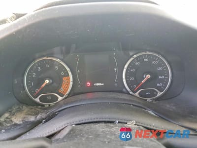 Zdjęcie 9 z 11 samochodu: 2023 JEEP RENEGADE LATITUDE VIN:ZACNJDB13PPP19101 - miniatura