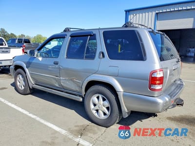 Drugie zdjęcie samochodu z przodu: 2001 NISSAN PATHFINDER SE VIN:JN8DR09Y31W598670 - miniatura