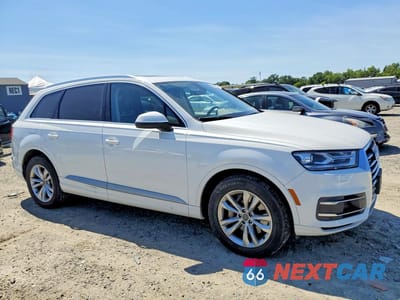 Czwarte zdjęcie samochodu z boku: 2017 AUDI Q7 PREMIUM VIN:WA1AAAF7XHD037955 - miniatura