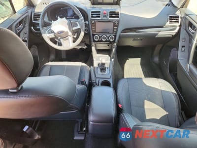 Zdjęcie 8 z 13 samochodu: 2018 SUBARU FORESTER 2.5I TOURING VIN:JF2SJAWC3JH611562 - miniatura