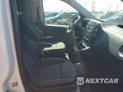 Zdjęcie 10 z 12 samochodu: 2018 MERCEDES BENZ METRIS VIN:WD3PG2EA5J3481395 - miniatura