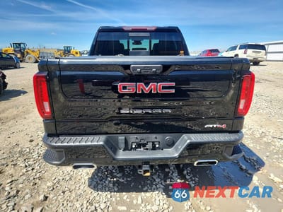 Zdjęcie 6 z 12 samochodu: 2022 GMC SIERRA K1500 AT4 VIN:1GTPUEEL7NZ546767 - miniatura