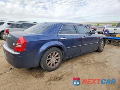 Trzecie zdjęcie samochodu z tyłu: 2006 CHRYSLER 300C VIN:2C3KA63H06H350697 - miniatura
