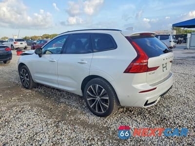 Drugie zdjęcie samochodu z przodu: 2025 VOLVO XC60 PLUS VIN:YV4M12RC8S1068032 - miniatura