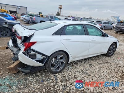Trzecie zdjęcie samochodu z tyłu: 2025 HYUNDAI ELANTRA SEL CONVENIENCE VIN:KMHLS4DG9SU909318 - miniatura