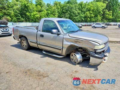 Czwarte zdjęcie samochodu z boku: 1999 CHEV SILVERADO C1500 VIN:1GCEC14WXXZ139348 - miniatura
