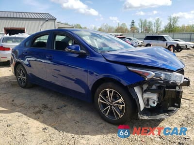 Czwarte zdjęcie samochodu z boku: 2024 KIA FORTE LXS VIN:3KPF24ADXRE804808 - miniatura