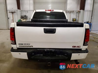 Zdjęcie 6 z 12 samochodu: 2011 GMC SIERRA K1500 DENALI VIN:3GTP2XE22BG160679 - miniatura