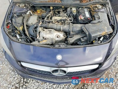 Zdjęcie 11 z 12 samochodu: 2014 MERCEDES-BENZ CLA 250 VIN:WDDSJ4EB5EN050870 - miniatura