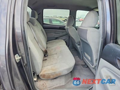 Zdjęcie 10 z 12 samochodu: 2011 TOYOTA TACOMA DOUBLE CAB PRERUNNER VIN:3TMJU4GN2BM123235 - miniatura