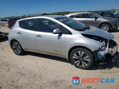 Czwarte zdjęcie samochodu z boku: 2017 NISSAN LEAF SL VIN:1N4BZ0CP8HC301977 - miniatura