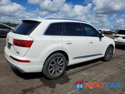 Trzecie zdjęcie samochodu z tyłu: 2017 AUDI Q7 PREMIUM PLUS VIN:WA1LAAF73HD022898 - miniatura