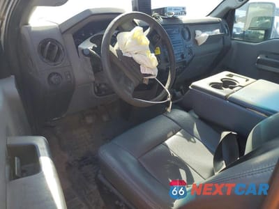 Zdjęcie 8 z 12 samochodu: 2011 FORD F350 SUPER DUTY DUMP TRUCK VIN:1FDBF3E69BEB77203 - miniatura