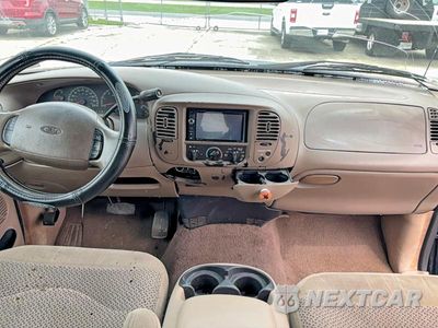 Zdjęcie 9 z 12 samochodu: 2002 FORD F150 VIN:1FTRX17W72NB36764 - miniatura