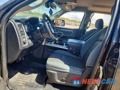 Zdjęcie 7 z 12 samochodu: 2014 RAM 2500 SLT VIN:3C6UR5MJ9EG183030 - miniatura