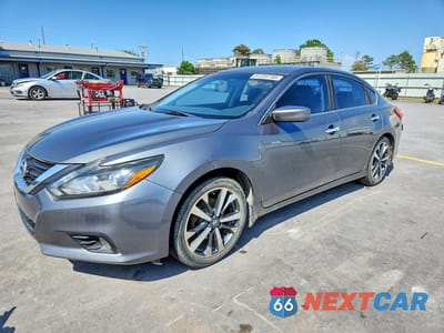 2017 NISSAN ALTIMA 2.5 SR 1N4AL3AP2HN320370 - główne zdjęcie licytacji z USA - miniatura