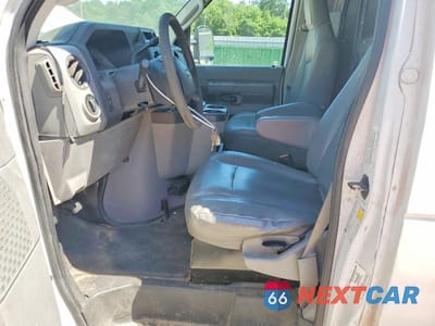 Zdjęcie 7 z 13 samochodu: 2011 FORD ECONOLINE E150 VAN VIN:1FTNE1EW0BDB31760 - miniatura