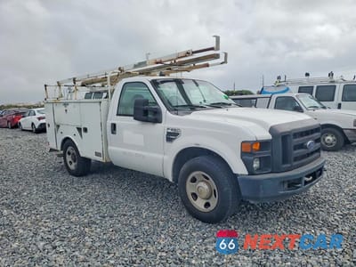 Czwarte zdjęcie samochodu z boku: 2008 FORD F350 SUPER DUTY UTILITY / SERVICE TRUCK VIN:1FDWF30538EC98513 - miniatura