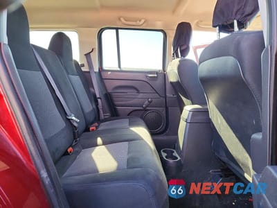 Zdjęcie 10 z 12 samochodu: 2016 JEEP PATRIOT SPORT VIN:1C4NJRBB9GD805567 - miniatura