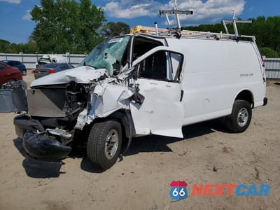 2022 CHEVROLET EXPRESS G2500 1GCWGAF76N1142497 - główne zdjęcie licytacji z USA - miniatura