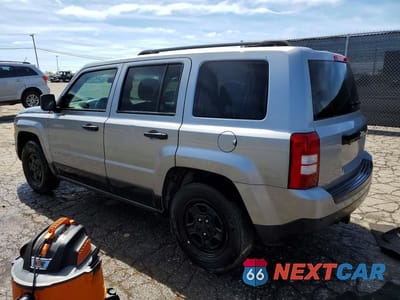 Drugie zdjęcie samochodu z przodu: 2017 JEEP PATRIOT SPORT VIN:1C4NJPBAXHD119843 - miniatura