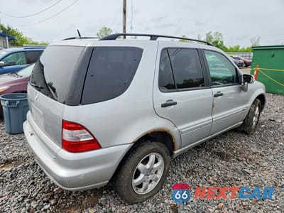 Trzecie zdjęcie samochodu z tyłu: 2003 MERCEDES-BENZ ML 350 VIN:4JGAB57EX3A449774 - miniatura