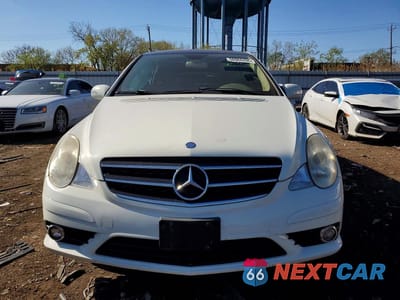 Piąte zdjęcie samochodu w środku: 2010 MERCEDES-BENZ R 350 4MATIC VIN:4JGCB6FE1AA103612 - miniatura
