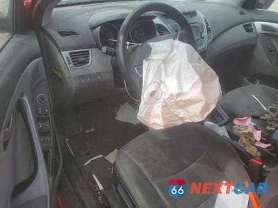 Zdjęcie 8 z 12 samochodu: 2016 HYUNDAI ELANTRA SE VIN:KMHDH4AE5GU542334 - miniatura