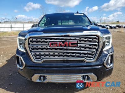 Piąte zdjęcie samochodu w środku: 2022 GMC SIERRA LIMITED K1500 DENALI VIN:1GTU9FEL0NZ175882 - miniatura