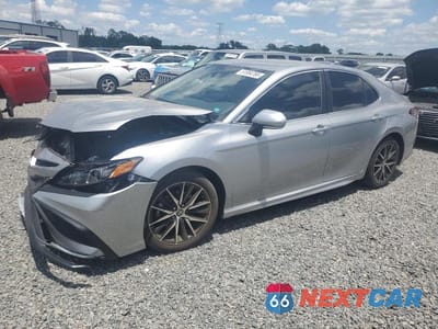 2023 TOYOTA CAMRY SE 4T1G11AK8PU776165 - główne zdjęcie licytacji z USA - miniatura