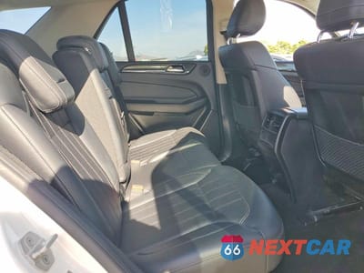 Zdjęcie 11 z 14 samochodu: 2016 MERCEDES-BENZ GLE 350 4MATIC VIN:4JGDA5HB7GA633791 - miniatura