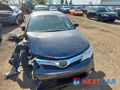 Piąte zdjęcie samochodu w środku: 2014 TOYOTA CAMRY HYBRID LE VIN:4T1BD1FK3EU118700 - miniatura