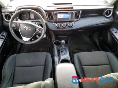 Zdjęcie 8 z 12 samochodu: 2018 TOYOTA RAV4 LE VIN:JTMBFREV3JJ255320 - miniatura