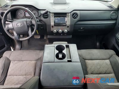 Zdjęcie 8 z 11 samochodu: 2016 TOYOTA TUNDRA SR VIN:5TFTW5F12GX009258 - miniatura