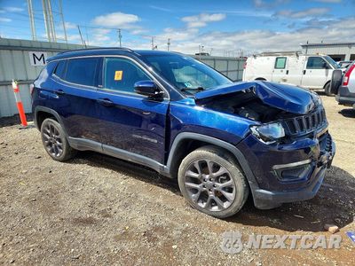 Czwarte zdjęcie samochodu z boku: 2020 JEEP COMPASS LIMITED VIN:3C4NJDCB6LT167316 - miniatura