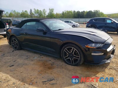 Czwarte zdjęcie samochodu z boku: 2018 FORD MUSTANG VIN:1FATP8UH8J5115236 - miniatura