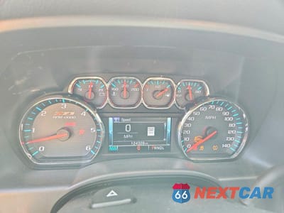 Zdjęcie 9 z 12 samochodu: 2018 CHEVROLET SILVERADO K1500 LT VIN:1GCVKREC1JZ146301 - miniatura