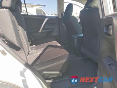 Zdjęcie 11 z 13 samochodu: 2018 TOYOTA RAV4 LE VIN:JTMZFREV3JJ153689 - miniatura
