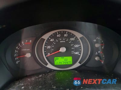 Zdjęcie 9 z 13 samochodu: 2005 HYUNDAI TUCSON GL VIN:KM8JM12BX5U123894 - miniatura