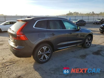 Trzecie zdjęcie samochodu z tyłu: 2022 VOLVO XC60 B5 MOMENTUM VIN:YV4L12RK3N1965461 - miniatura